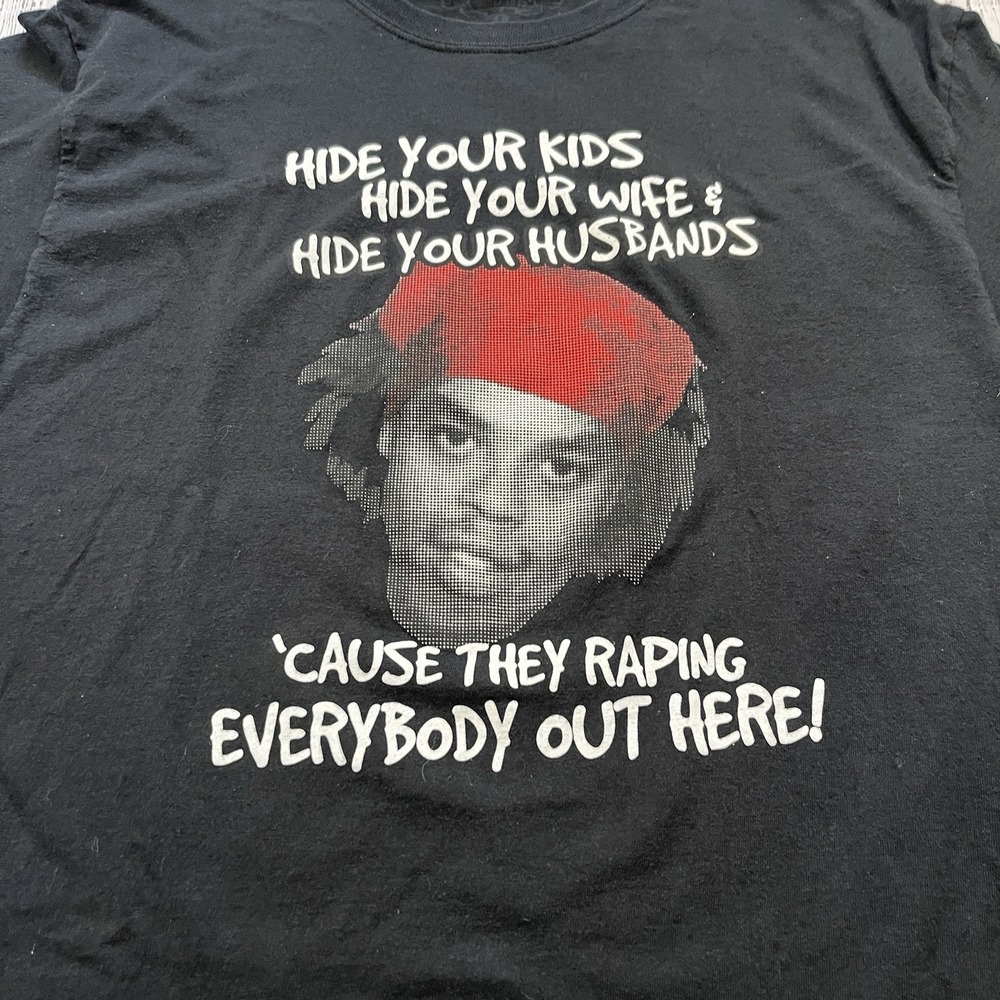 Hide Yo Kids Hide Yo Wife News Blooper Meme Funny Back Tee T-shirt Large